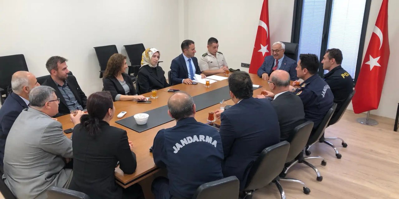 Gebze’de Cumhuriyet Bayramı Toplantısı