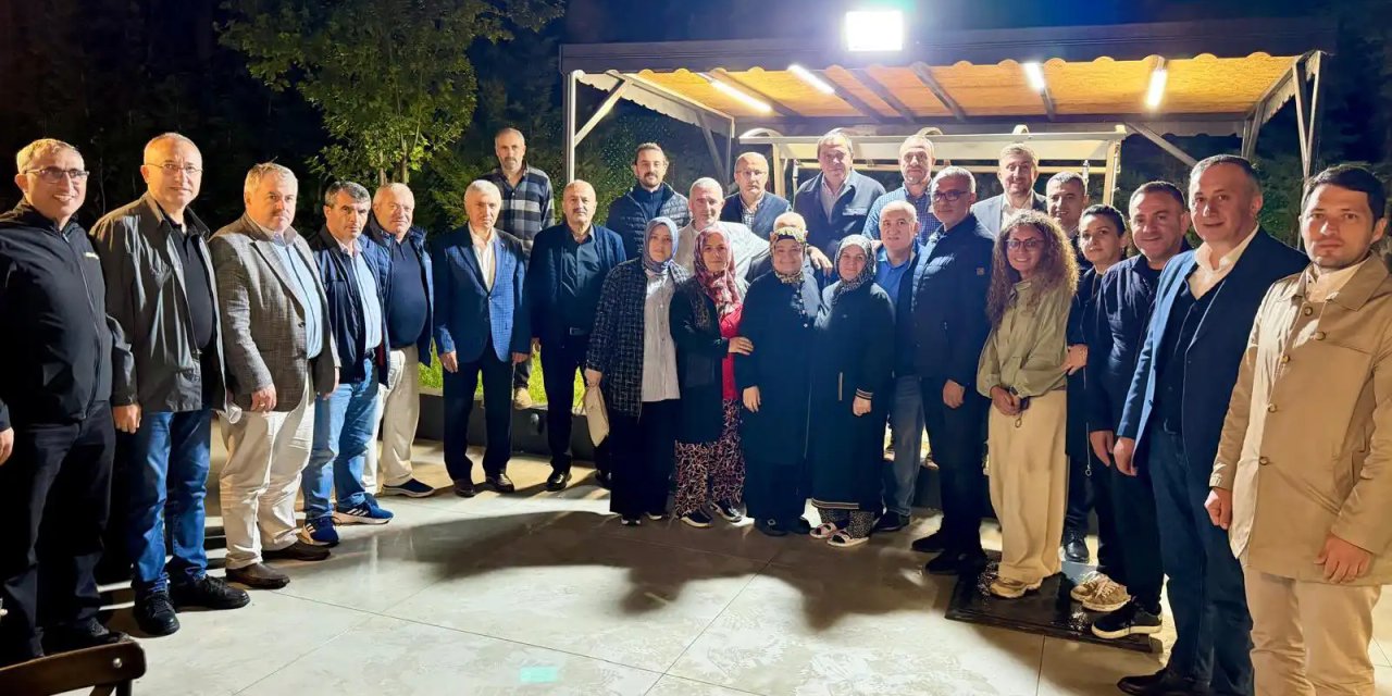 AK Parti Heyetinden İstişare Toplantısı