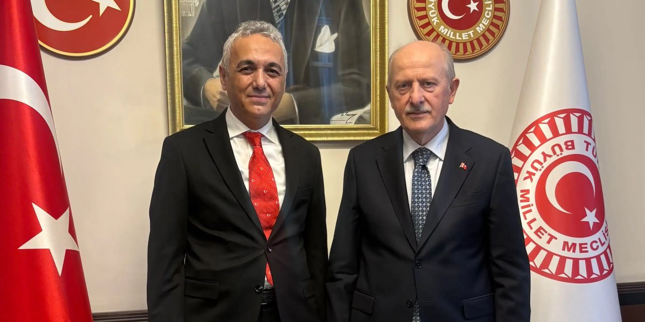 Hekimlik Meslek Kanunu ve sosyal projeler masaya yatırıldı