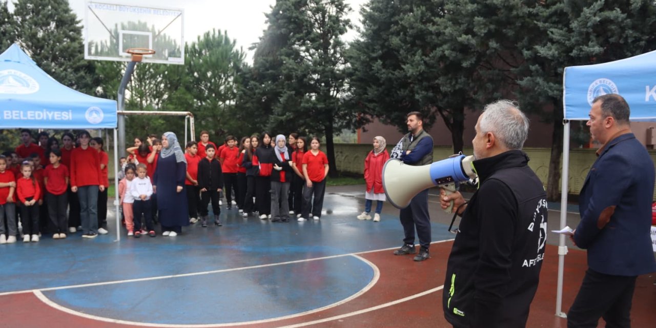 Afet Farkındalık Eğitimi ve  Deprem Tatbikatı Düzenlendi