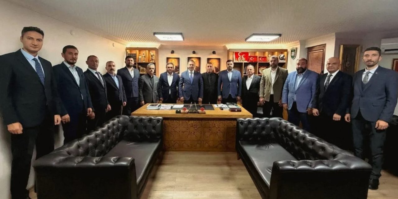 MHP'de İlçe Başkanları Toplandı