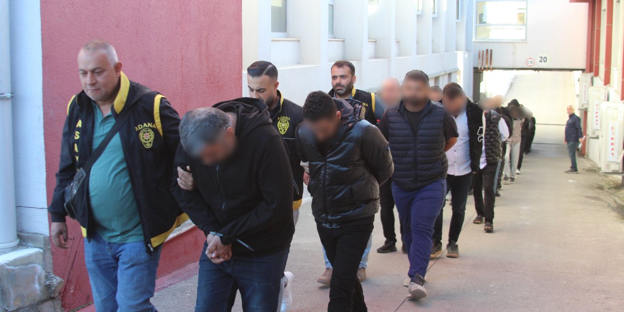 17 sigorta şirketini dolandırdılar