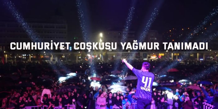 Cumhuriyet coşkusu yağmur tanımadı
