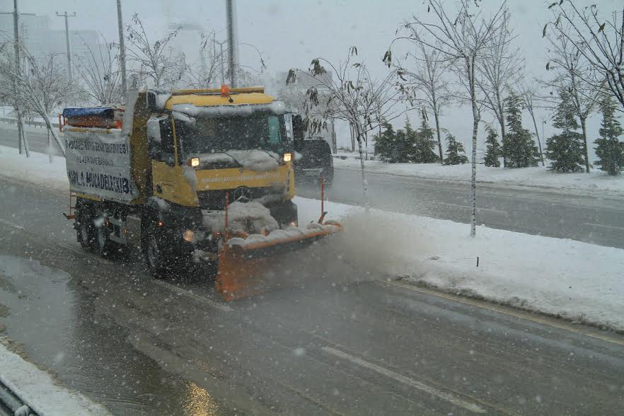 Büyükşehir teyakkuza geçti