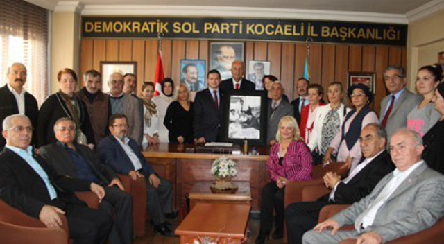 DSP’den Ecevit anması