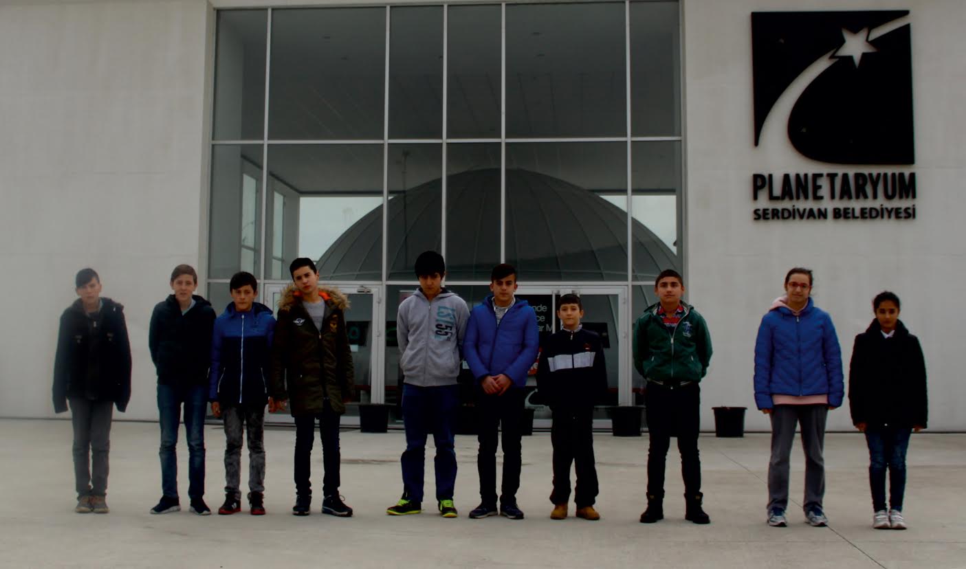 Beyaz Kalpler, planetaryumu ziyaret etti