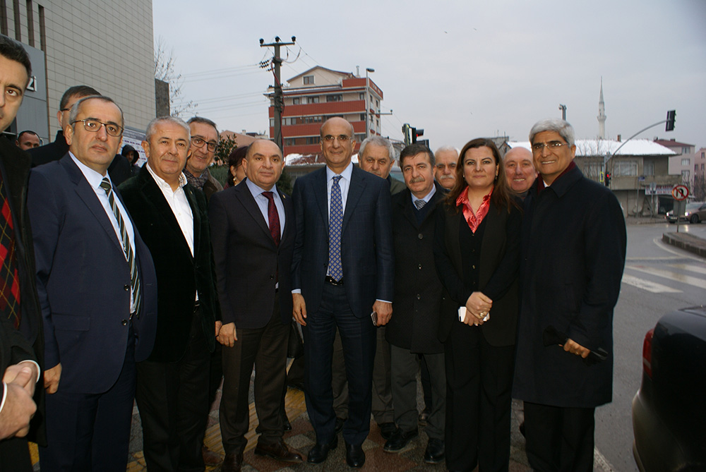 “Bunun adı bal gibi rejim değişikliğidir”