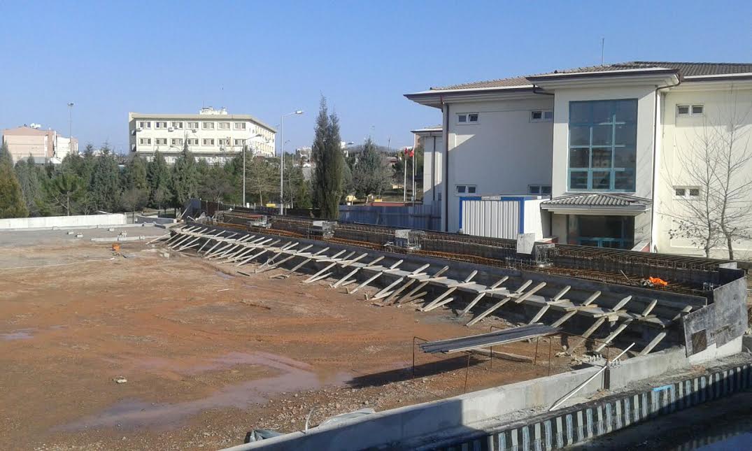 Çayırova Hasan Tahsin İlkokulu Spor Salonu inşası sürüyor