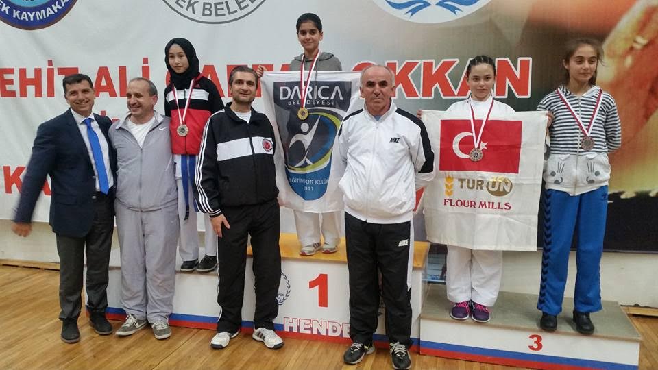 DARICA KARATEDE MADALYALARA AMBARGO