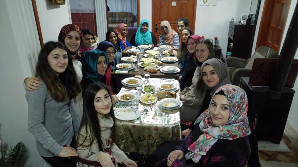 Uluslar arası öğrenciler konuk ediliyor