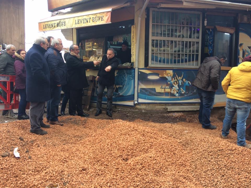 “Tramvay çalışması çile raya dönüştü”