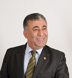 “Belediye çalışanları AKP’de görevli”