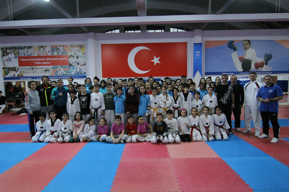 Tekvandocular ortak kampta buluştu