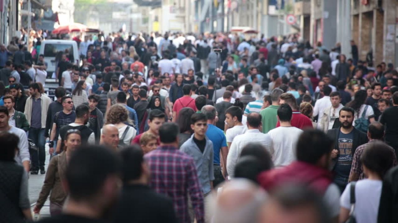 Kocaeli’nin nüfusu Türkiye’den hızlı artıyor