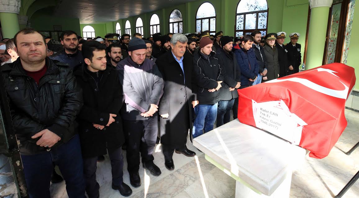 Kıbrıs Gazisini son yolculuğunu uğurladı