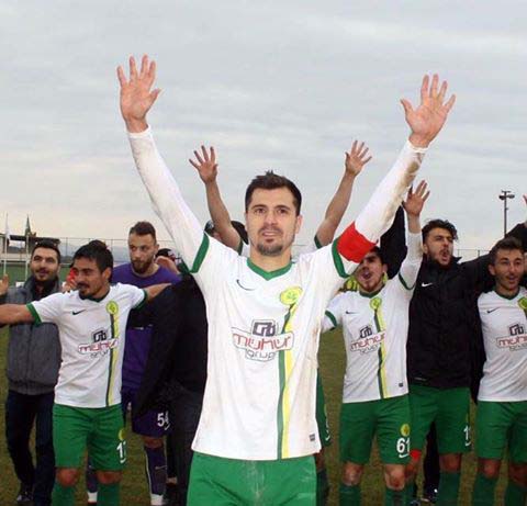 KAPTAN GEMİSİNİ KURTARDI