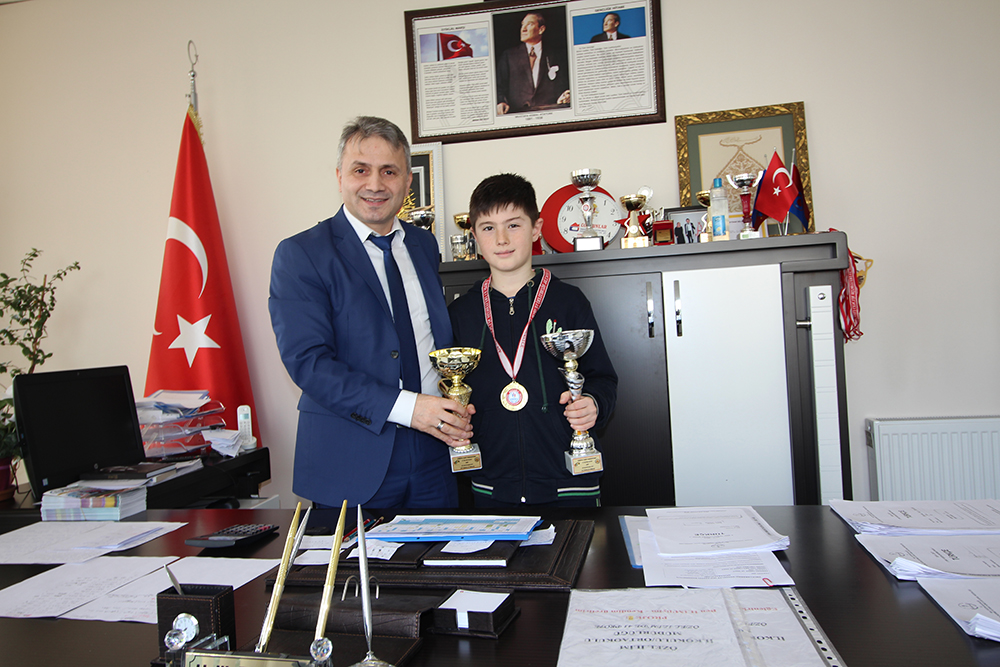 TENİS’DE KOCAELİ 1.Sİ ÖZEL İLİMDEN