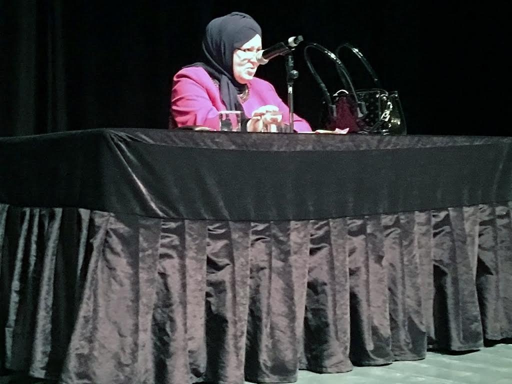 Emine Beder, Gebzelilerle buluştu