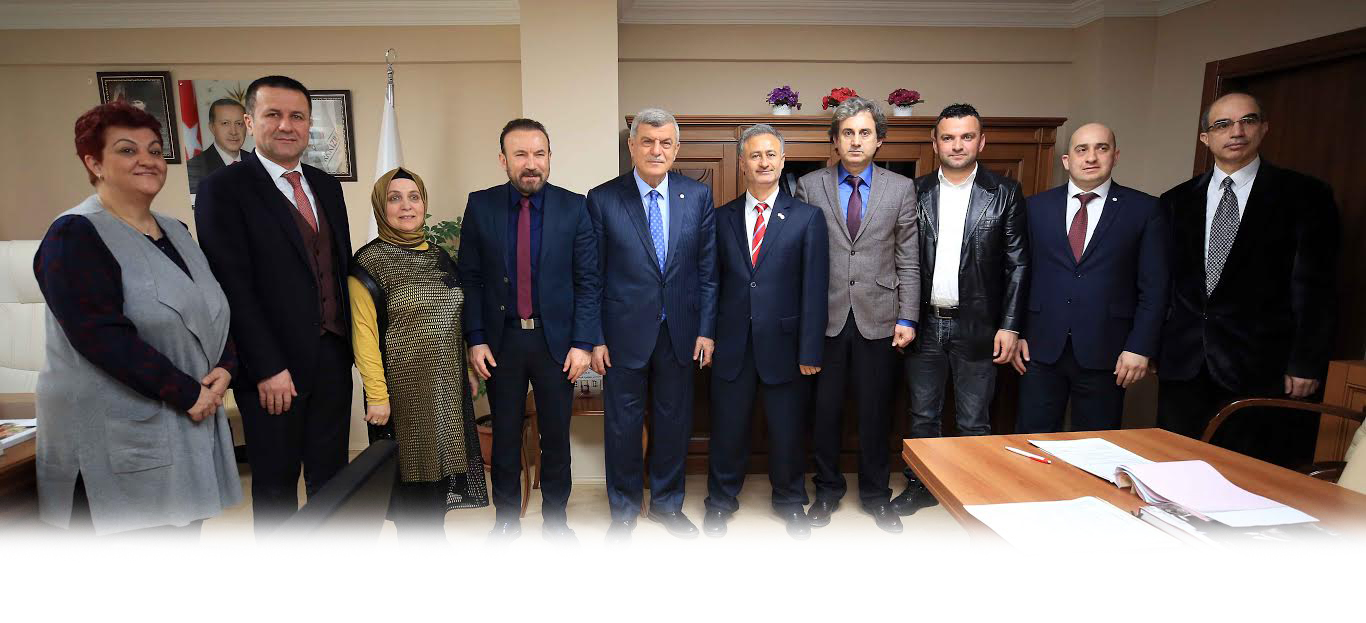 Karaosmanoğlu Kızılay’ı ziyaret etti