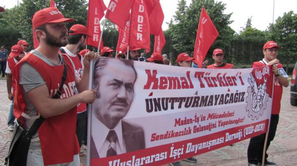 Kemal Türkler mezarı başında anılacak