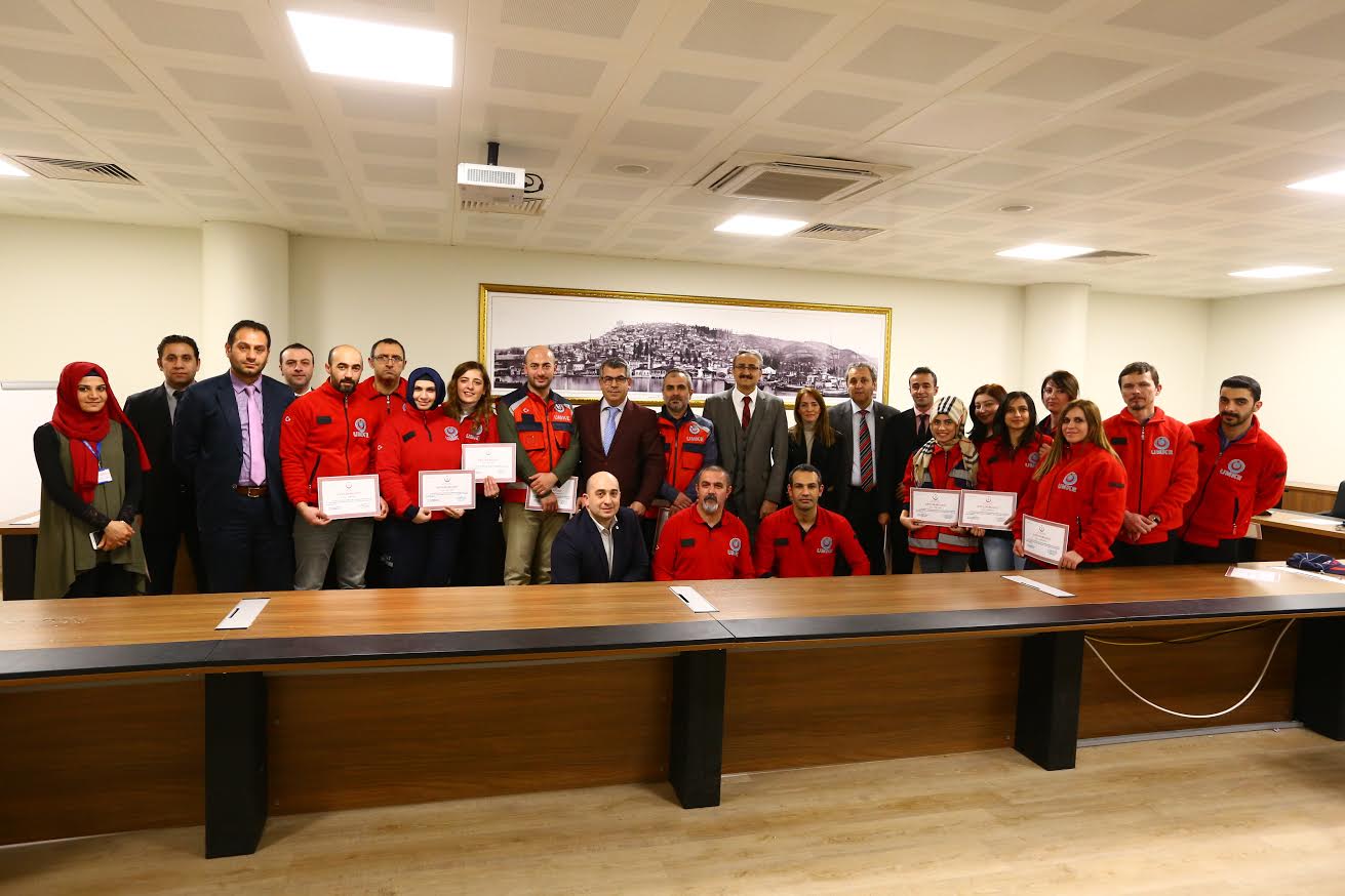 UMKE gönüllülerine teşekkür belgesi