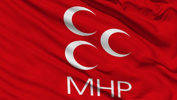 MHP'de 4 isime ihraç!