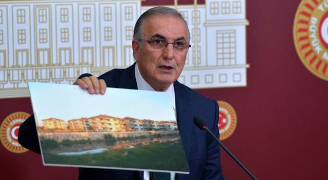 ÖĞÜT: KOCAElİ BÜYÜKŞEHİRİ TOPA TUTTU