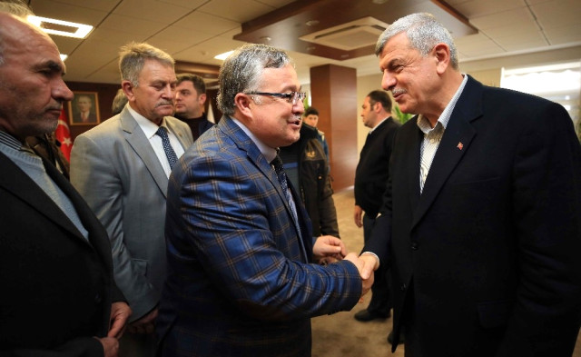 Karaosmanoğlu başkanları ağırladı