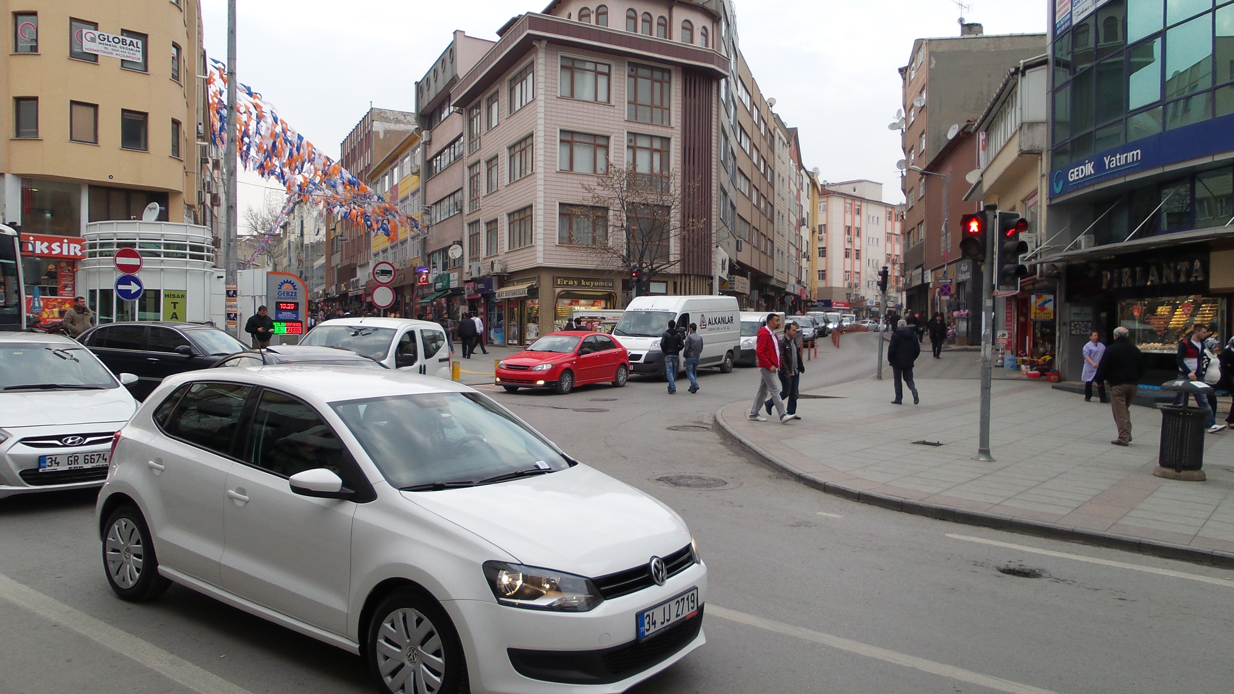 Trafik burada kilitleniyor