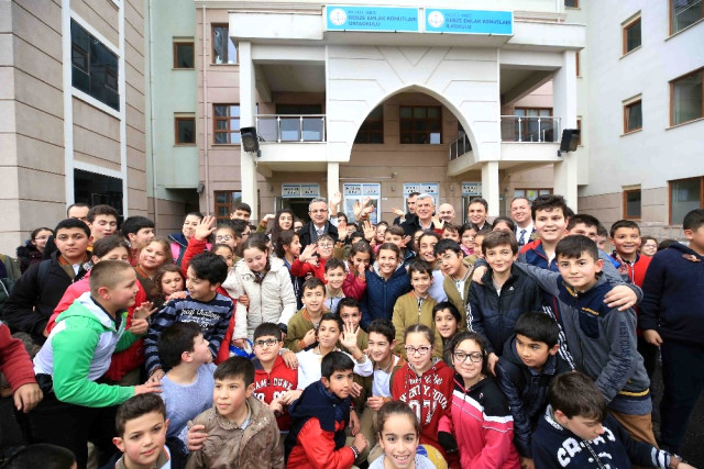 Karaosmanoğlu’nda okul ziyareti