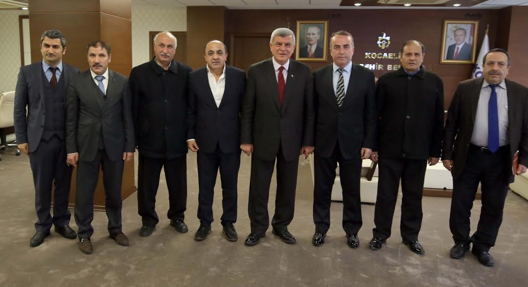 Karaosmanoğlu Erzurumlularla görüştü