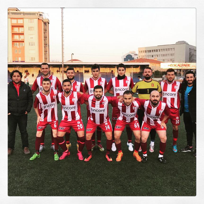 ÖZÜNE DÖNDÜ LİGDE KALDI