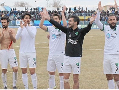 KOCAELİSPOR’UN ZİRVE İNADI