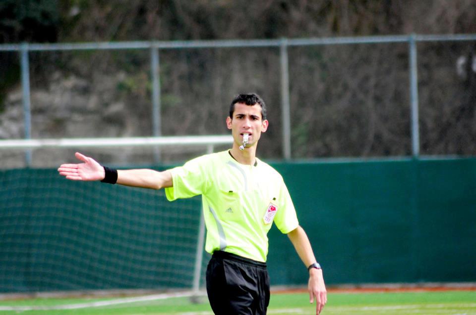 GEBZE’Lİ GENÇ HAKEMDEN MÜTHİŞ HAMLE