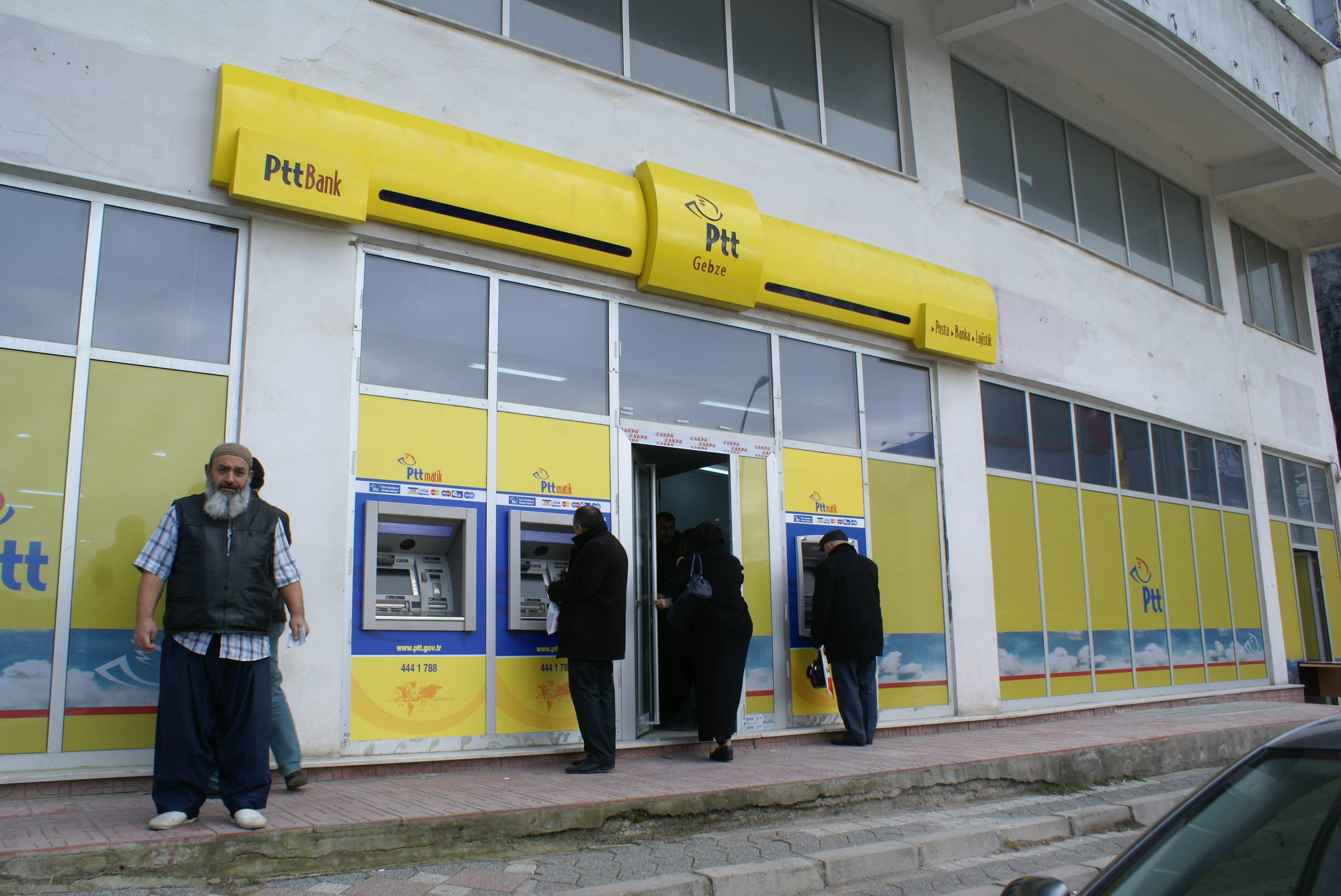 PTT vatandaşı mağdur ediyor