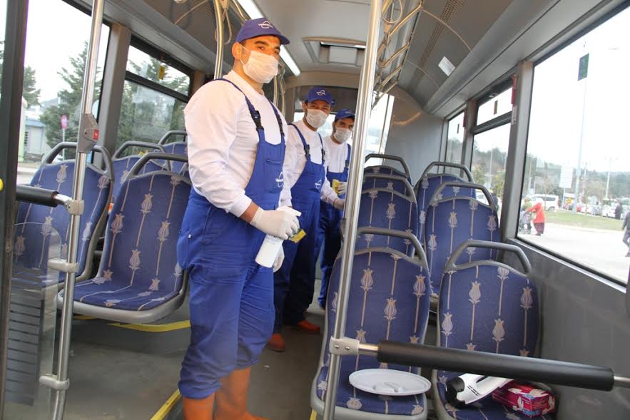 Temizlik ekibi görev başında