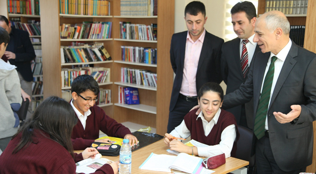 Başkan Akbaş, Bilgi Evinde
