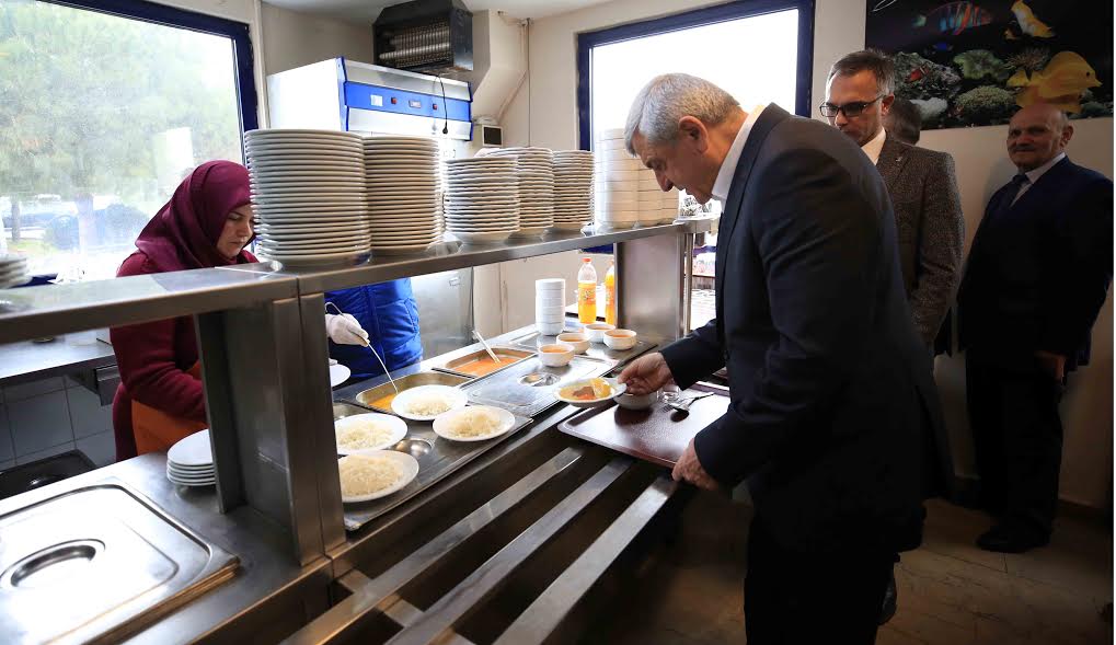 ‘’Üretim dünyası ile yakından ilgileniyoruz’’