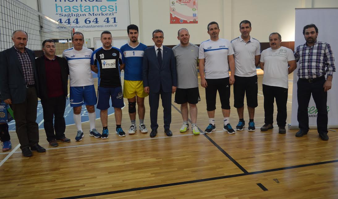 Gebze'de Voleybol Heyecanı
