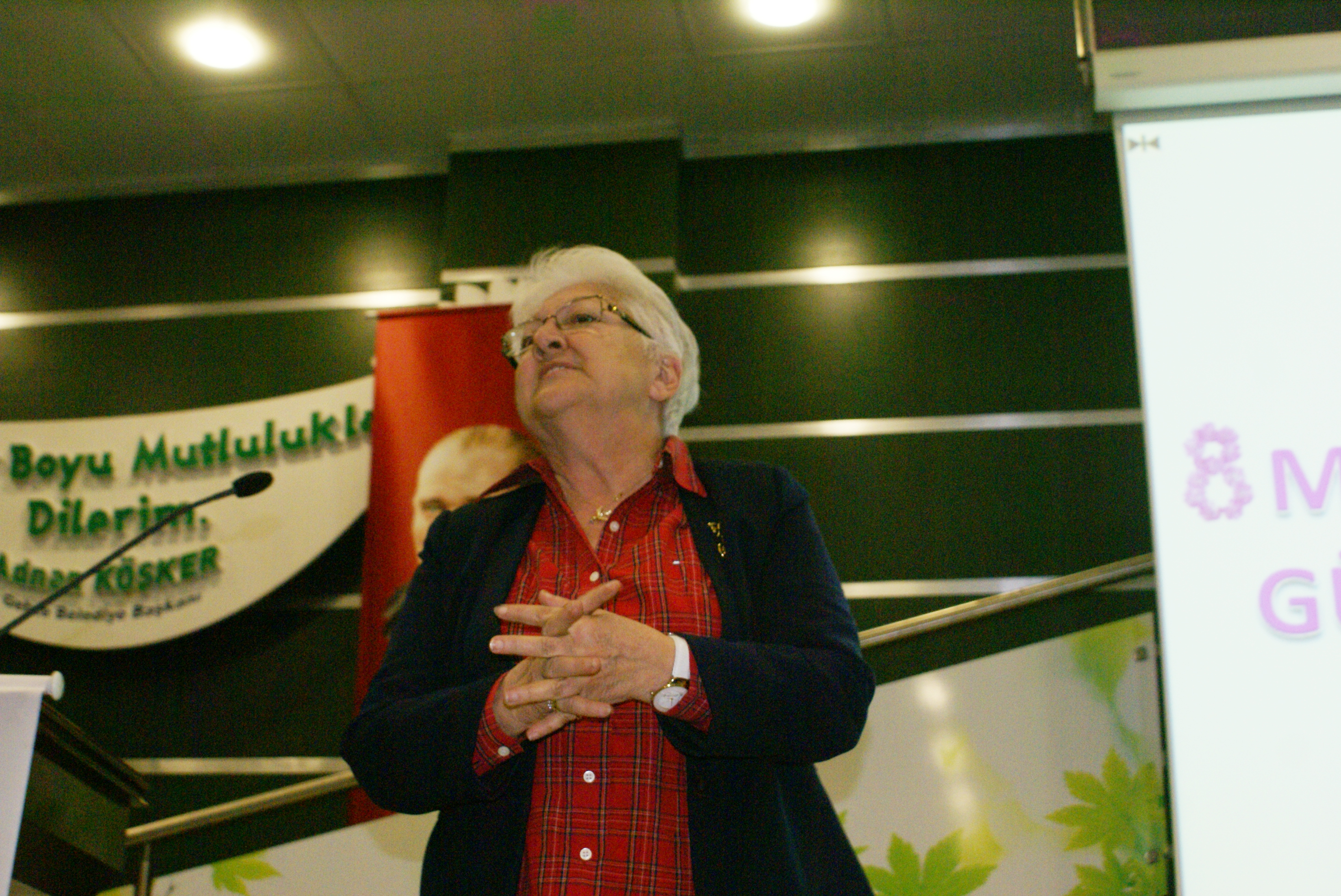 “Kadının olduğu yerde bereket vardır”