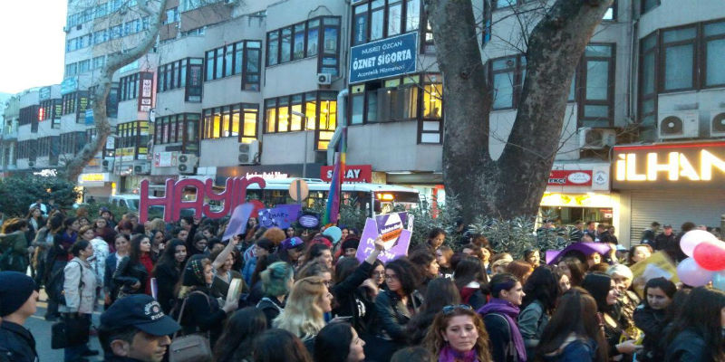Kocaeli'de kadınlara gözaltı