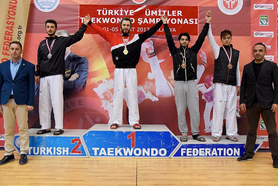 İlker Dere’den Gümüş Madalya