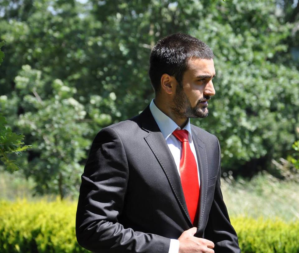 AS BAŞKAN’DAN DAVUL ŞOV