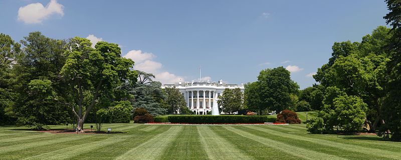 Beyaz Saray’da bomba alarmı