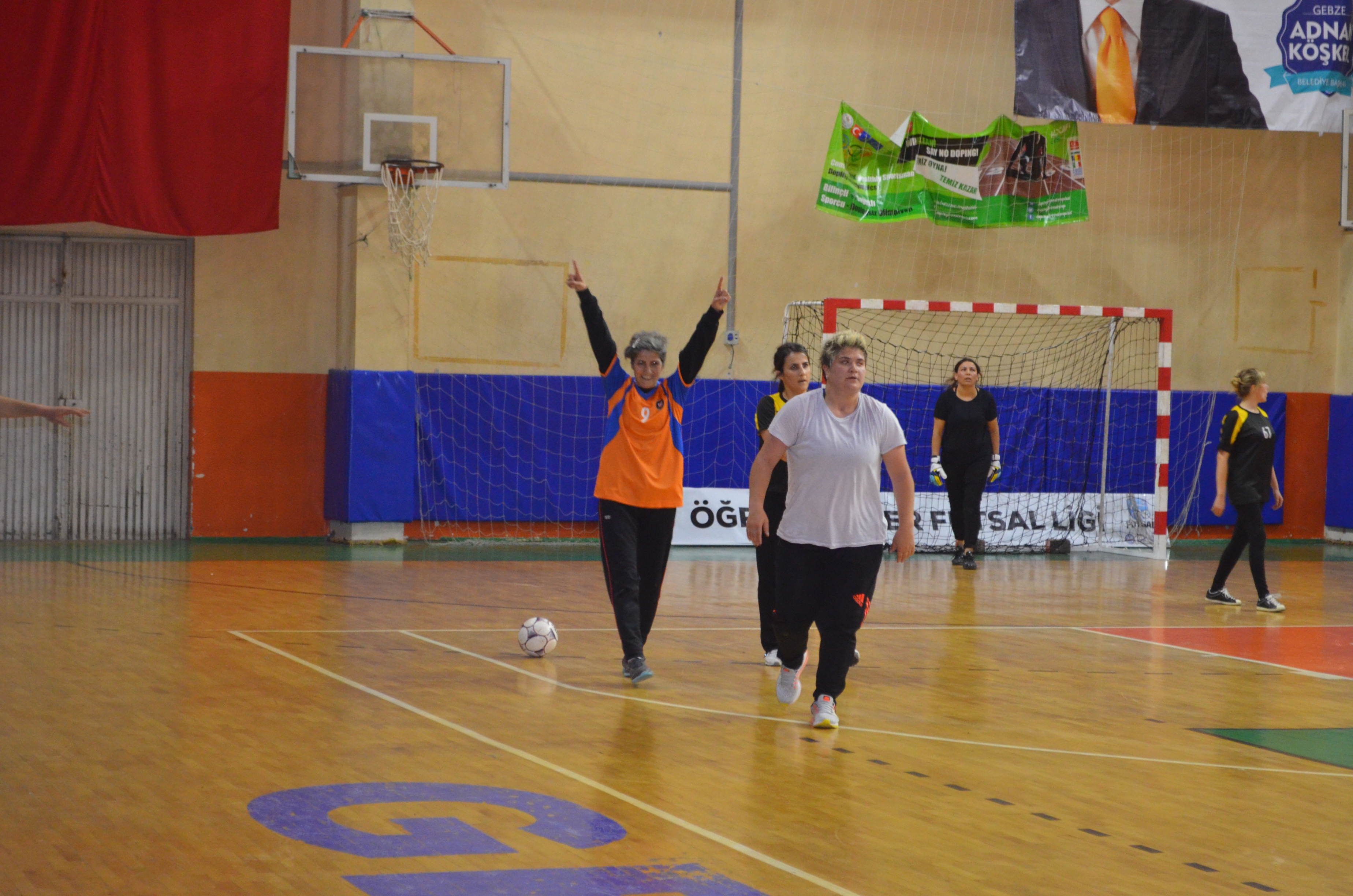 ŞAMPİYON HAZAL KOLEJİ