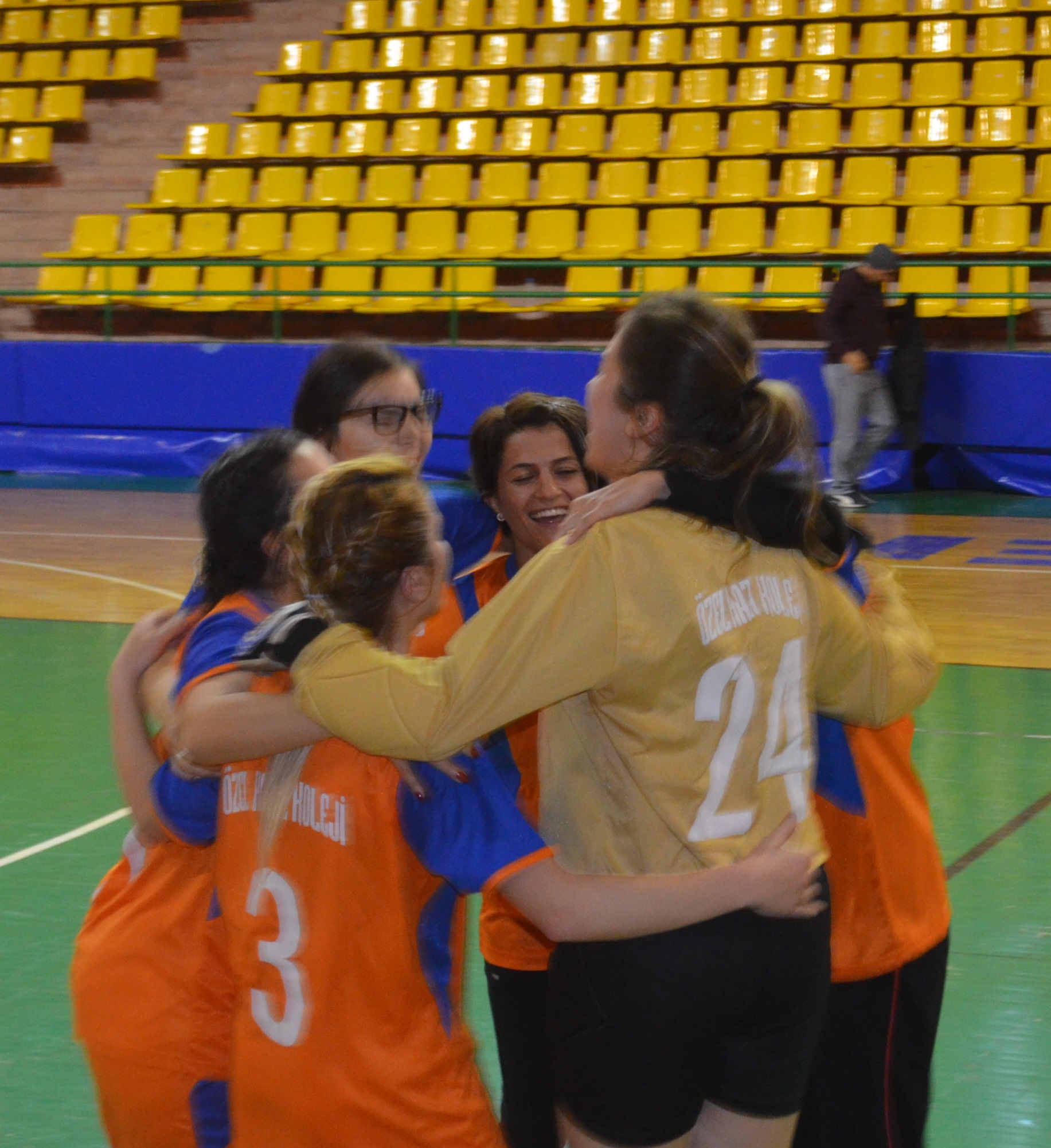 ŞAMPİYON HAZAL KOLEJİ