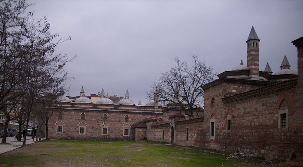 “165 yazma eser vardı”