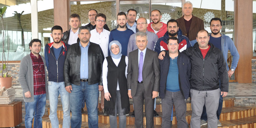 “Kamu çalışanları sendikalarına sahip çıkmalı”