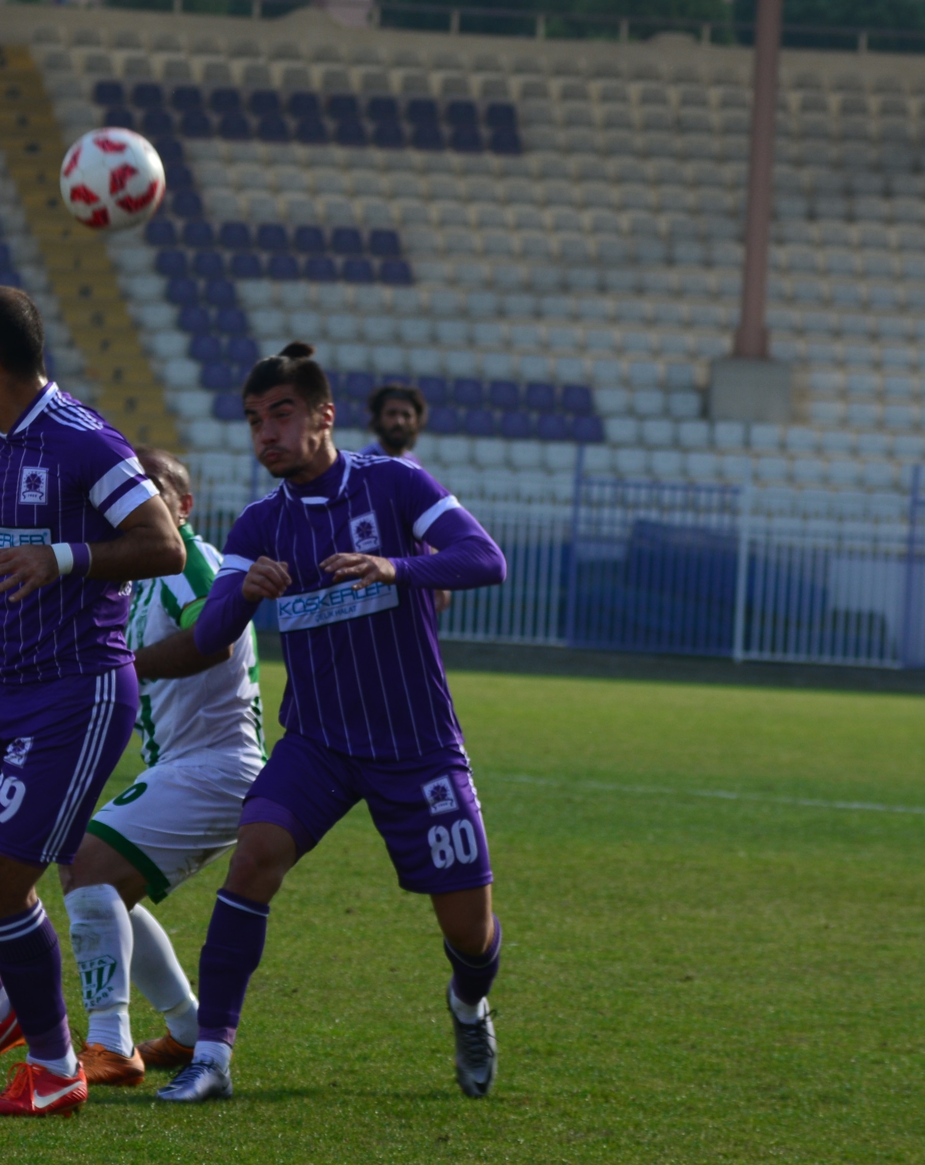 GENÇ YETENEKLER ERİYOR