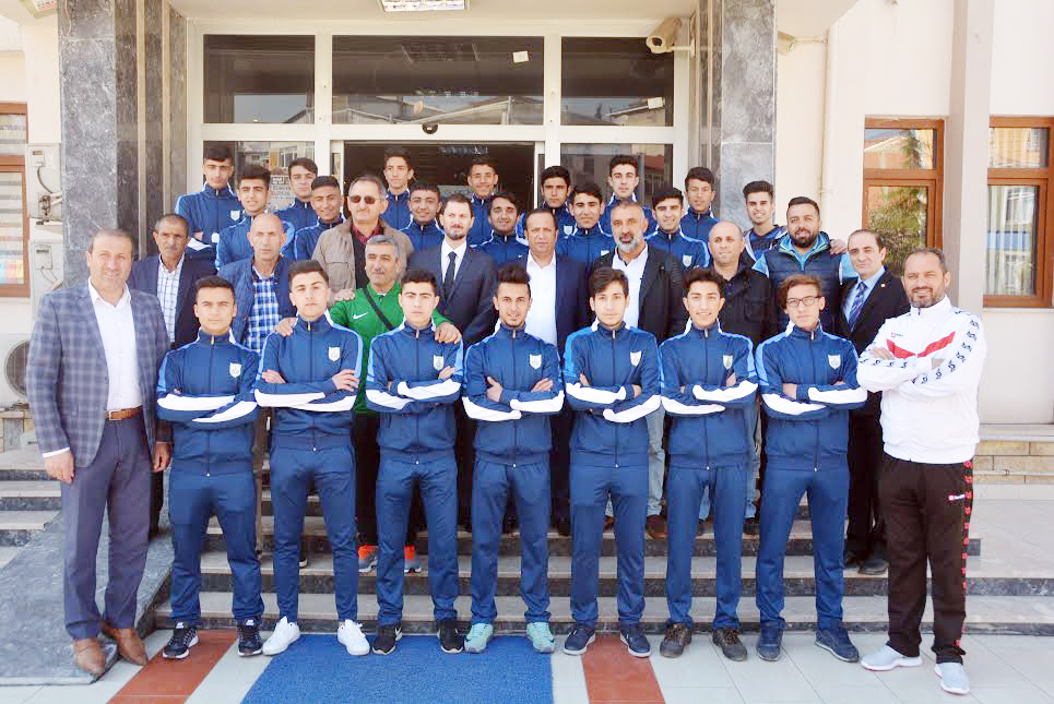 Dilovası U-17 Türkiye şampiyonası için yola çıktı